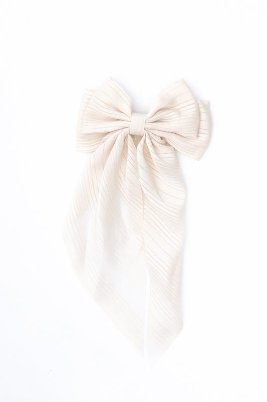 Бант на заколці-автомат